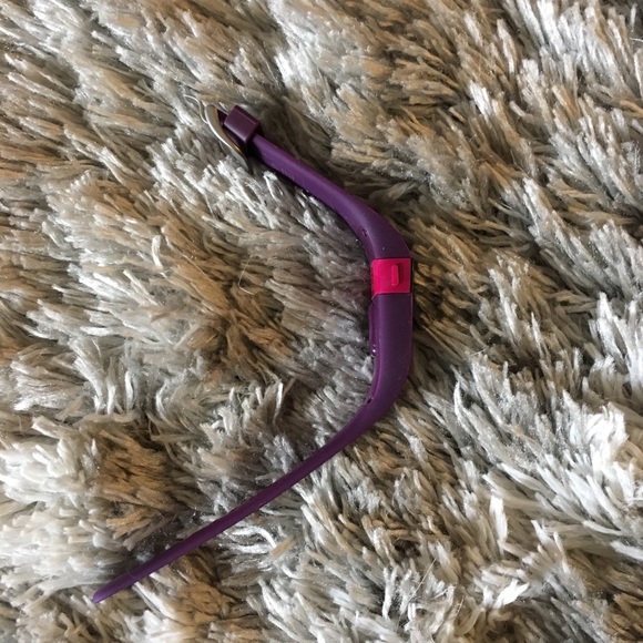 Fitbit Charge HR - Picture 2 of 2